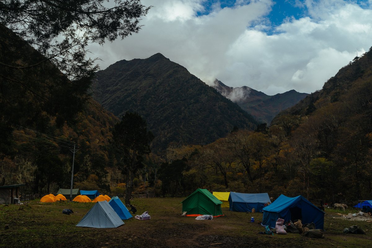 Jangothang campsite below Jomolhari